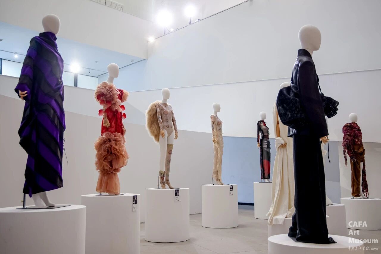 1774925112128032.jpg 1774925112128032.jpg