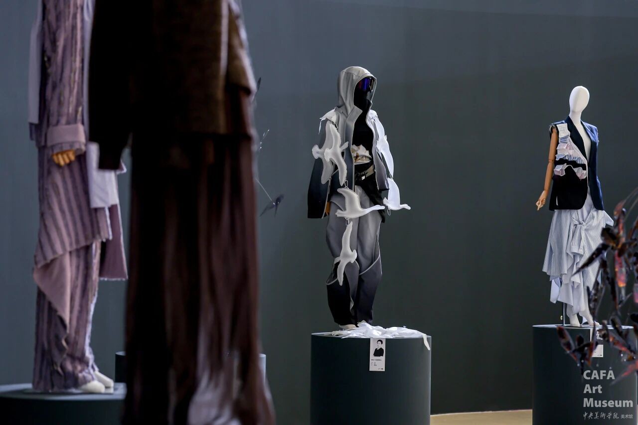 1774925675791352.jpg 1774925675791352.jpg