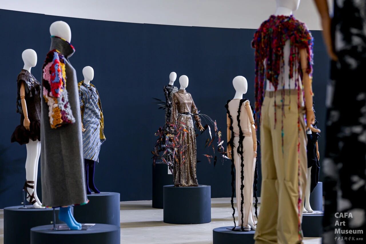 1774925742941137.jpg 1774925742941137.jpg